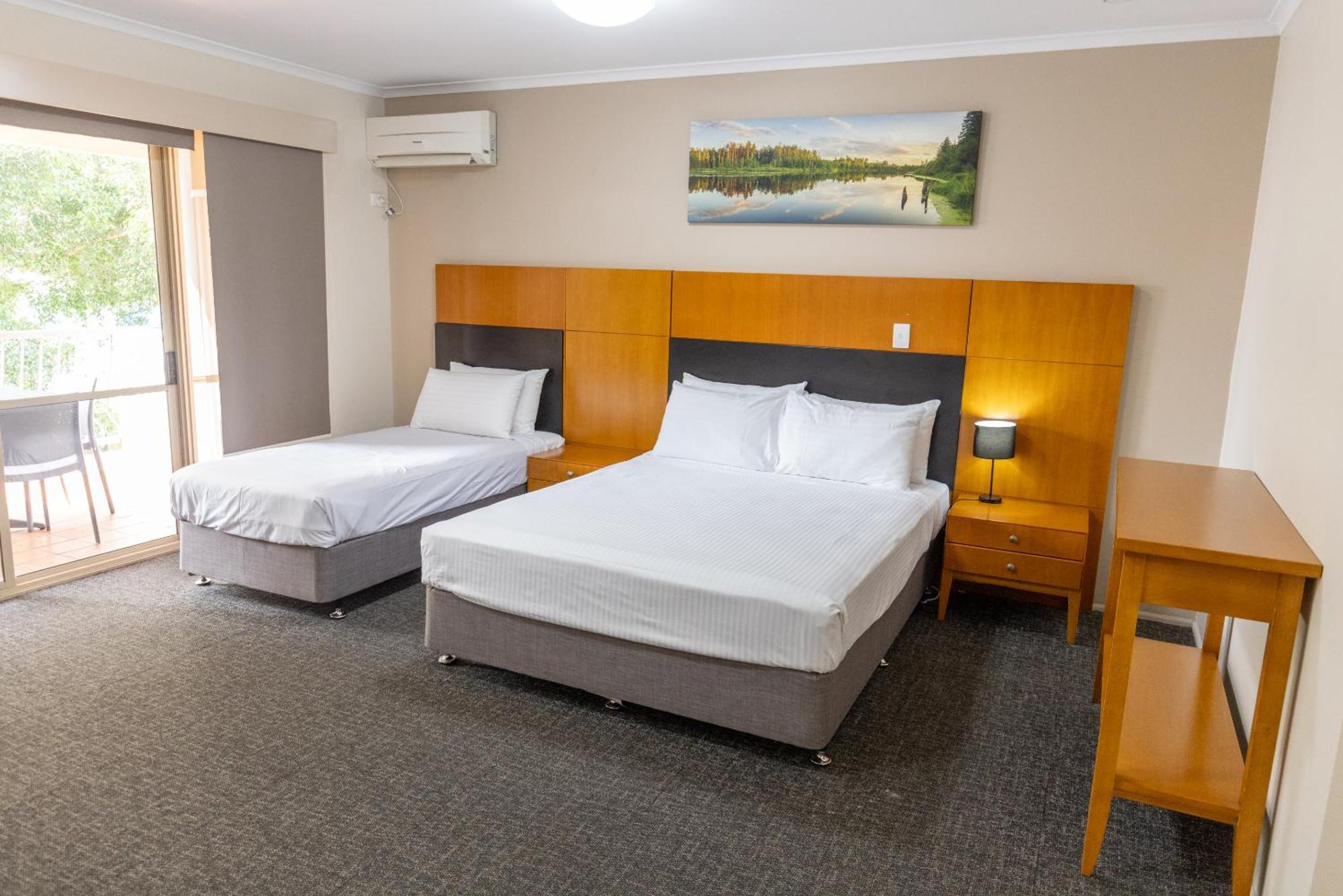 Sundowner Hotel Motel Кабулчер Экстерьер фото